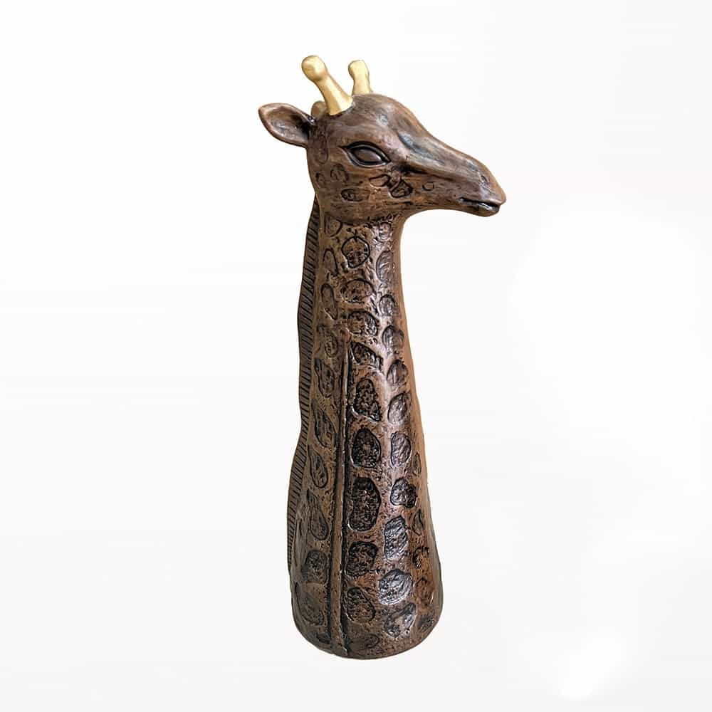 Girafe décorative en résine