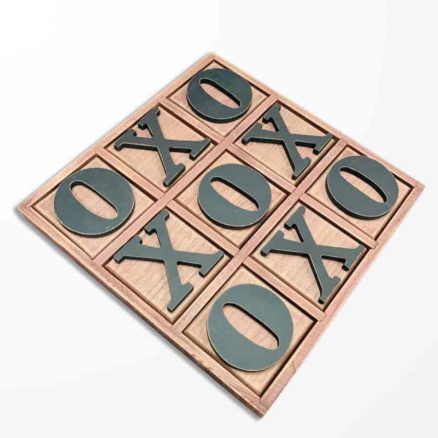 Plateau tic tac toe en bois